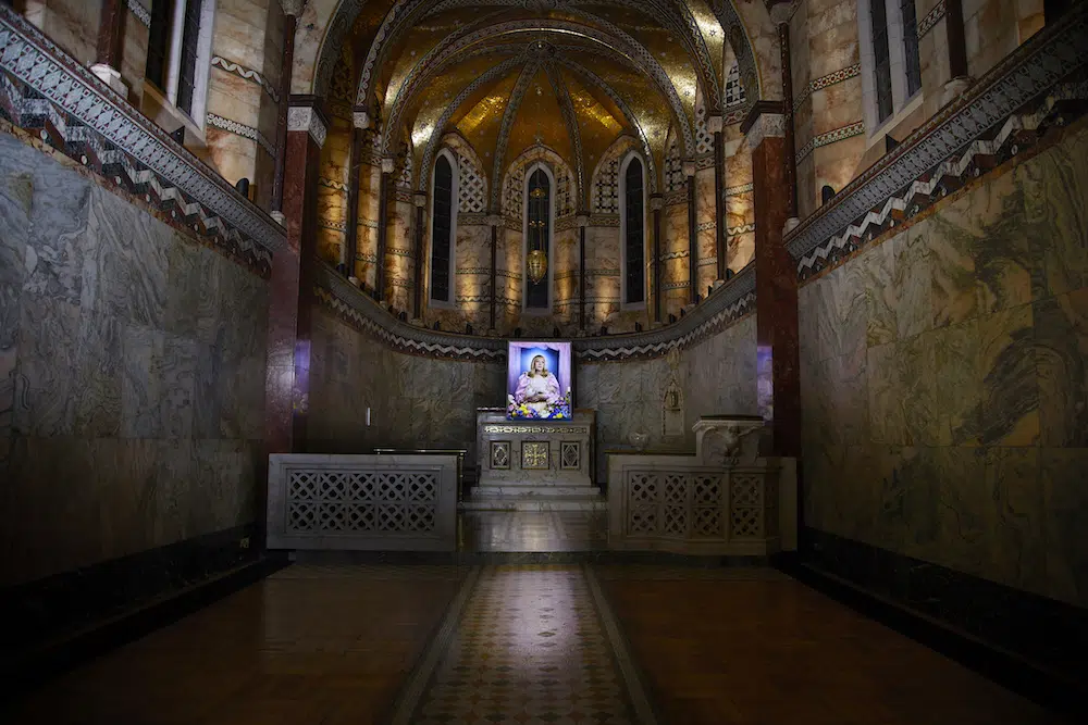 Picture of artist Grayson Perry on the Fitzrovia Chapel altar.